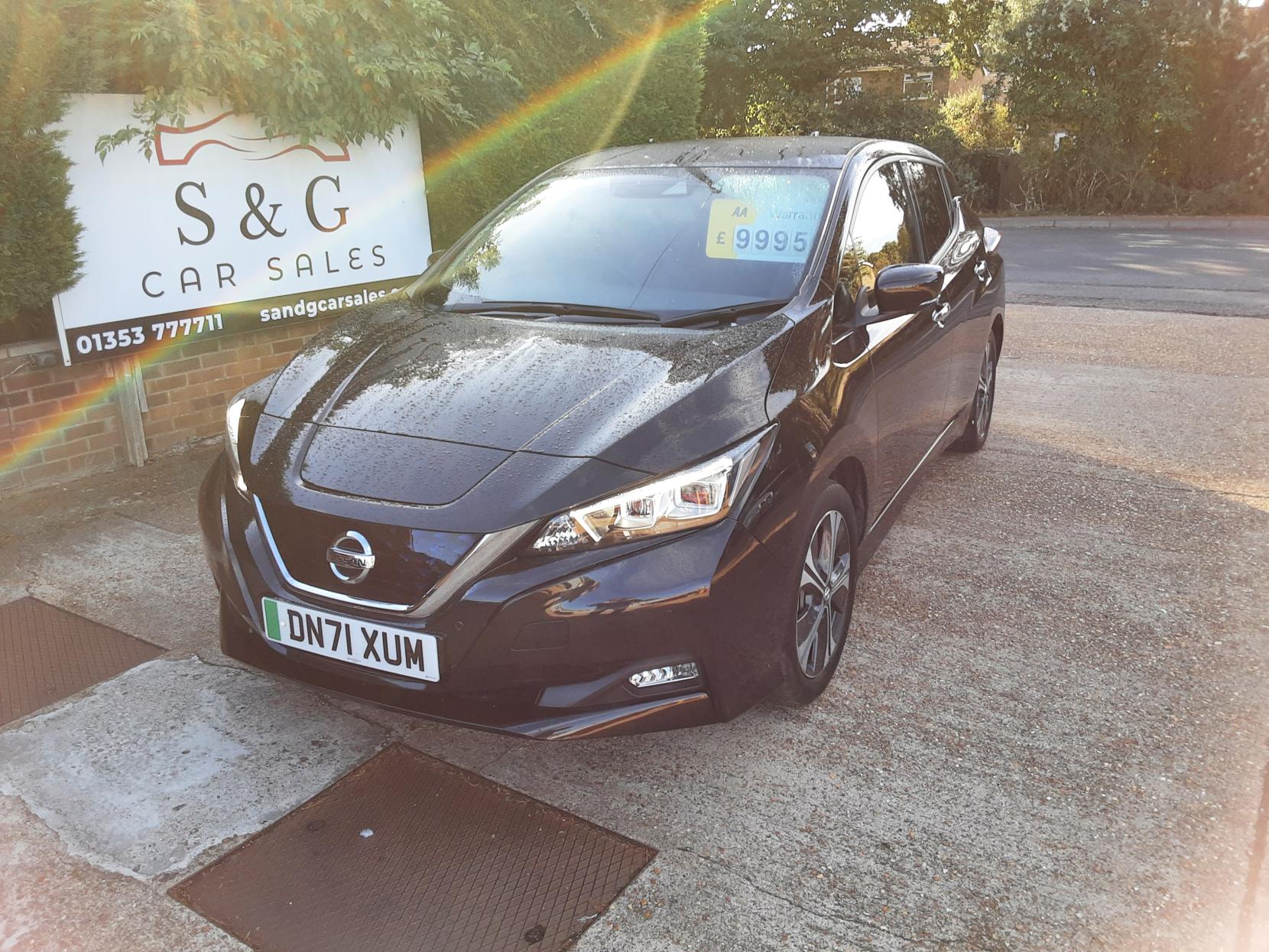 Nissan Leaf 40kWh Tekna Hatchback 5dr Electric Auto (150 ps)