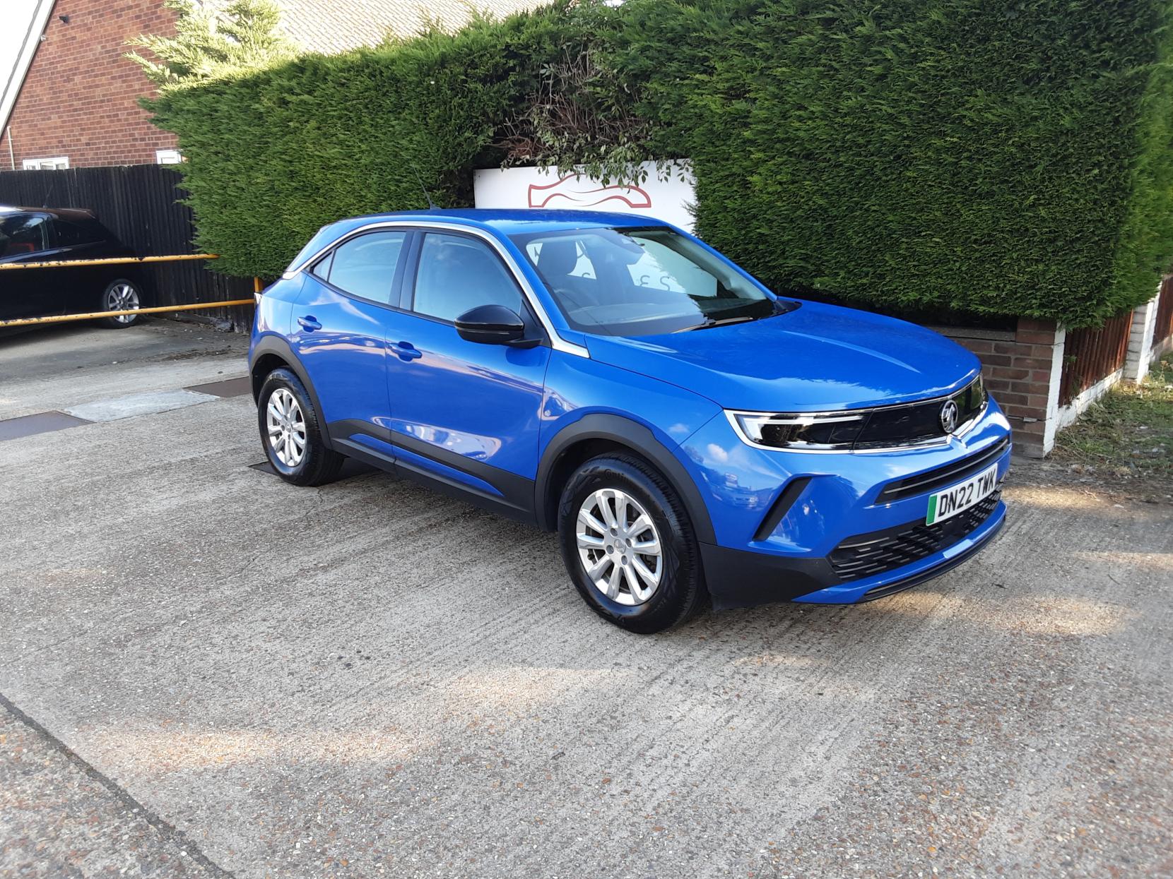 Vauxhall Mokka Electric 50kWh SE Premium SUV 5dr Electric Auto (136 ps)