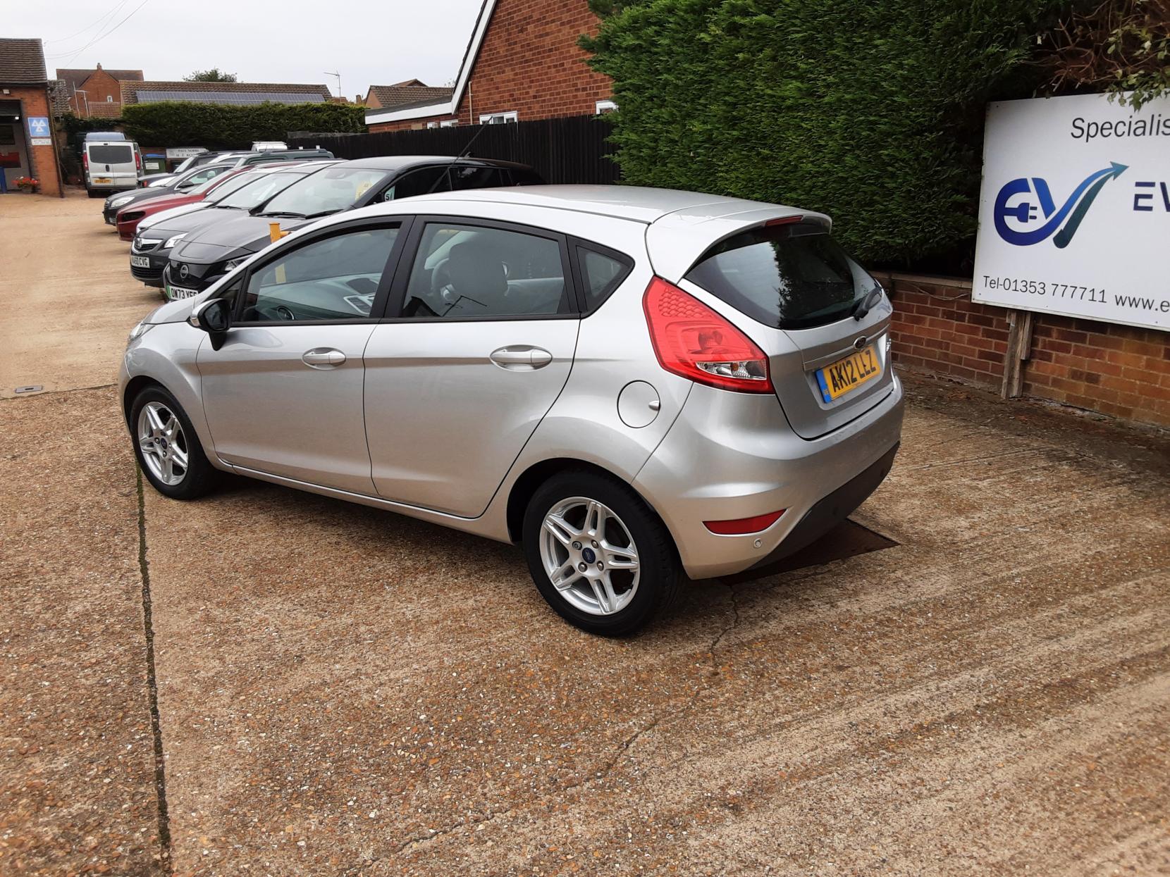 Ford Fiesta 1.25 Edge Hatchback 5dr Petrol Manual (129 g/km, 81 bhp)