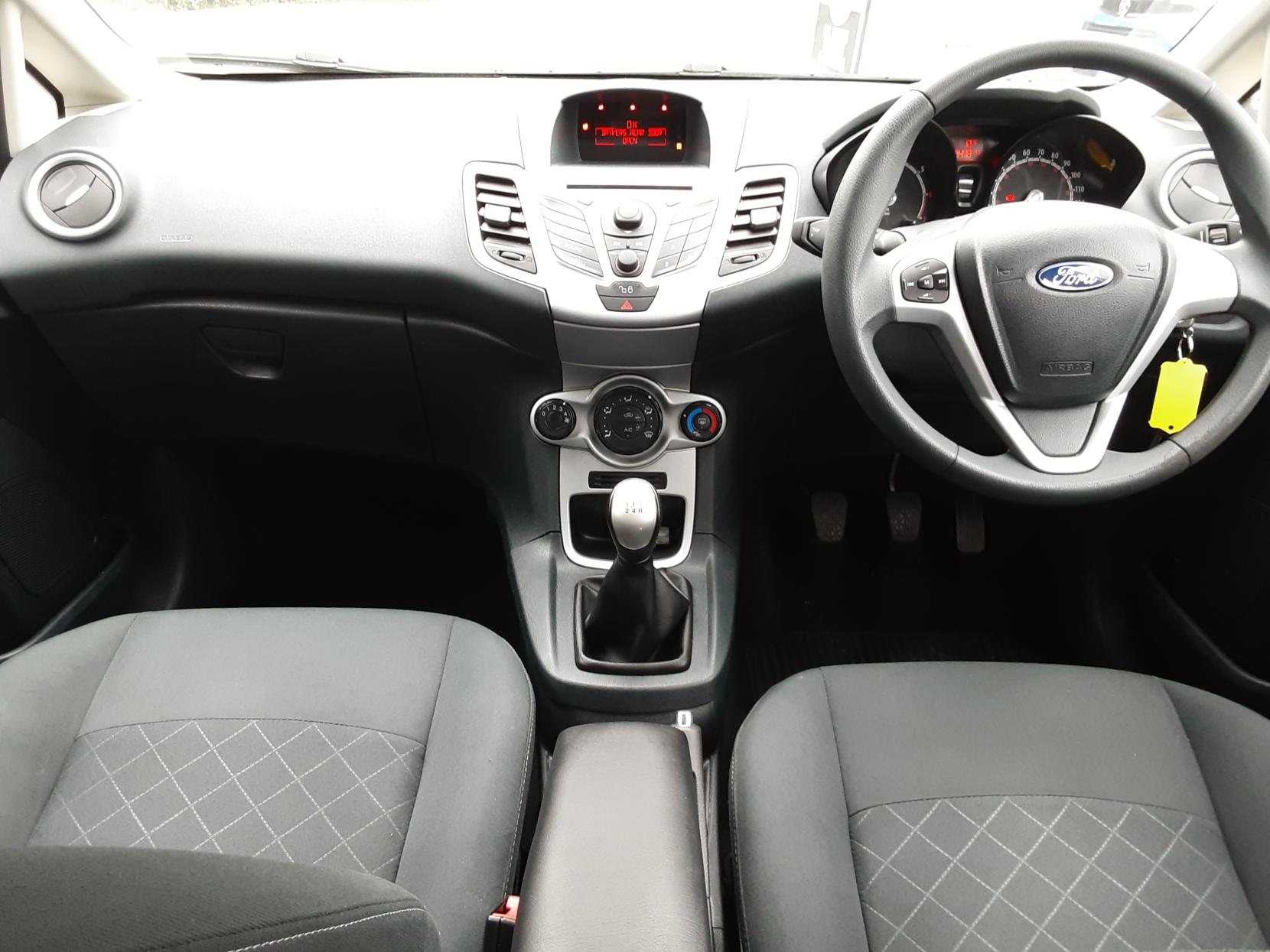 Ford Fiesta 1.25 Edge Hatchback 5dr Petrol Manual (129 g/km, 81 bhp)