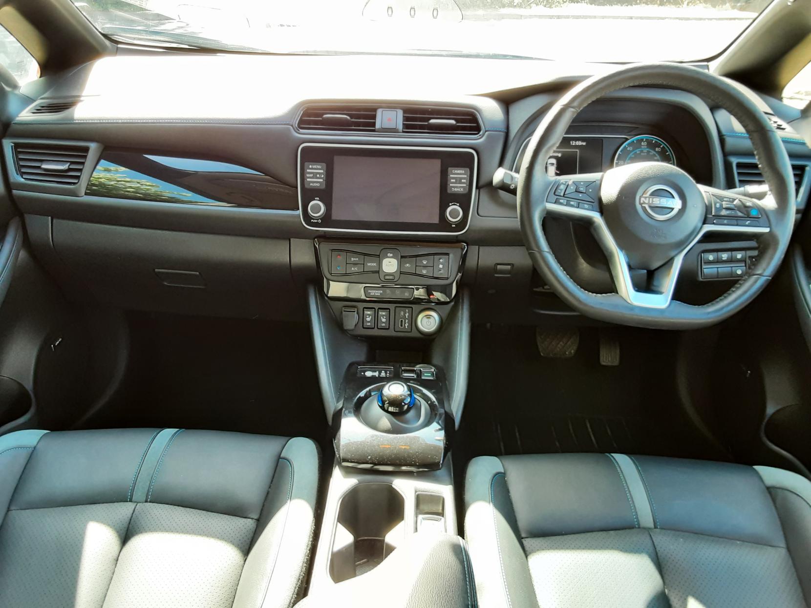 Nissan Leaf 39kWh Tekna Hatchback 5dr Electric Auto (150 ps)