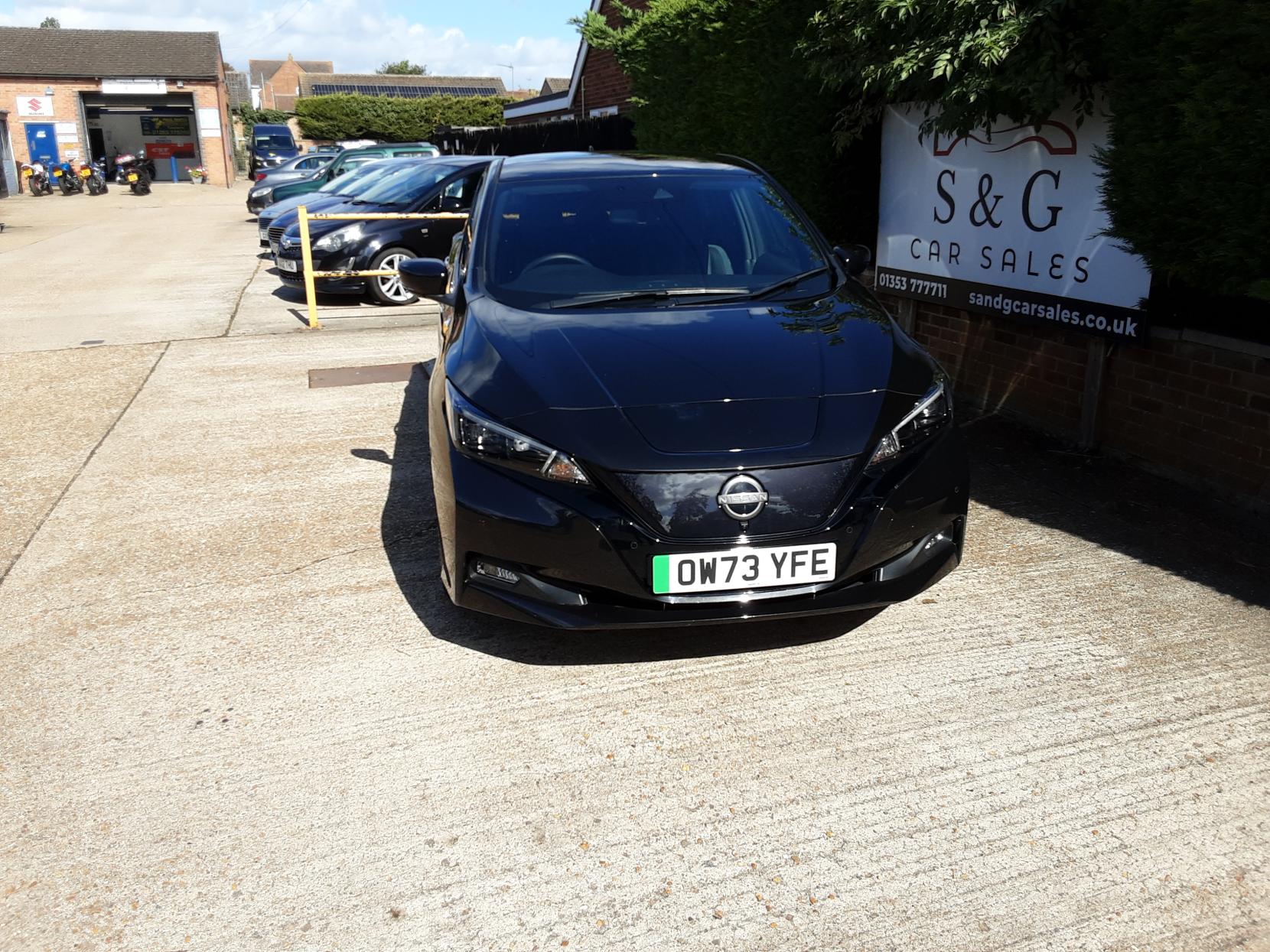 Nissan Leaf 39kWh Tekna Hatchback 5dr Electric Auto (150 ps)